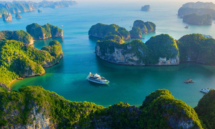 HALONG BAY DAY CRUISE